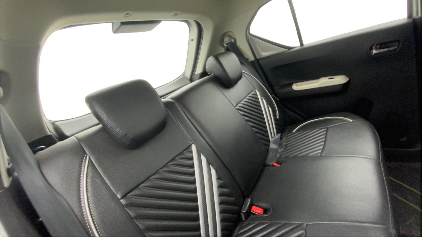 2017 Maruti IGNIS DELTA 1.2, Petrol, Manual, 50,118 km, Right Side Rear Door Cabin