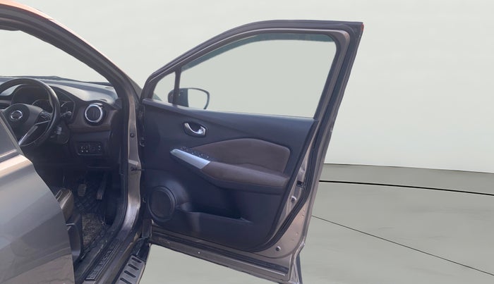 2019 Nissan Kicks XV PREMIUM O DUAL TONE DIESEL, Diesel, Manual, 98,840 km, RHS Front Door