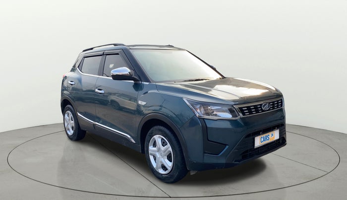 2019 Mahindra XUV300 W6 1.2 PETROL, Petrol, Manual, 22,251 km, SRP