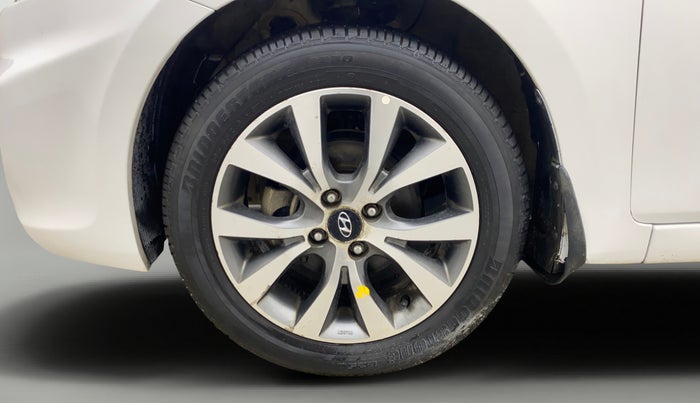 2014 Hyundai Verna FLUIDIC 1.6 VTVT SX AT, Petrol, Automatic, 66,714 km, Left Front Wheel