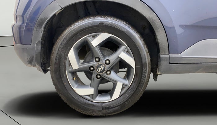 2019 Hyundai VENUE SX(O) 1.4 CRDI, Diesel, Manual, 1,03,785 km, Right Rear Wheel