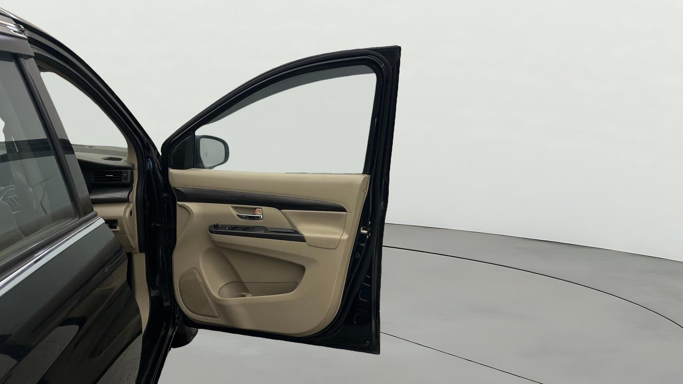 2023 Maruti Ertiga ZXi (O), Petrol, Manual, 59,744 km, RHS Front Door