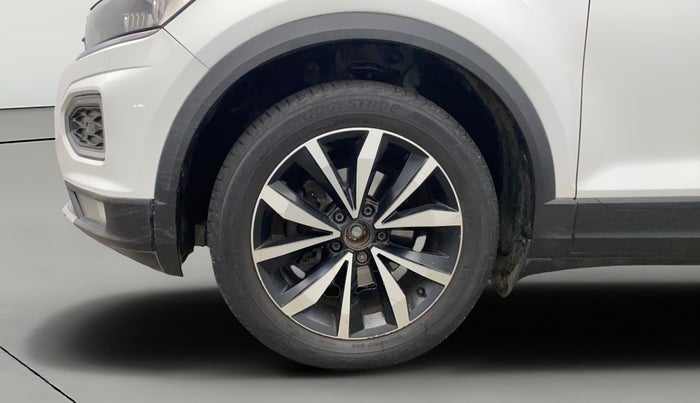 2019 Volkswagen T-ROC 1.5 TSI AT, Petrol, Automatic, 1,34,626 km, Left Front Wheel
