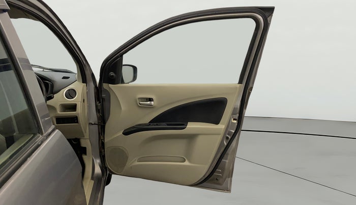 2014 Maruti Celerio VXI, Petrol, Manual, 49,752 km, RHS Front Door