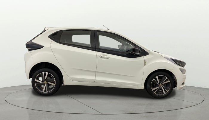 2020 Tata ALTROZ XZ PETROL, Petrol, Manual, 71,504 km, Right Side View