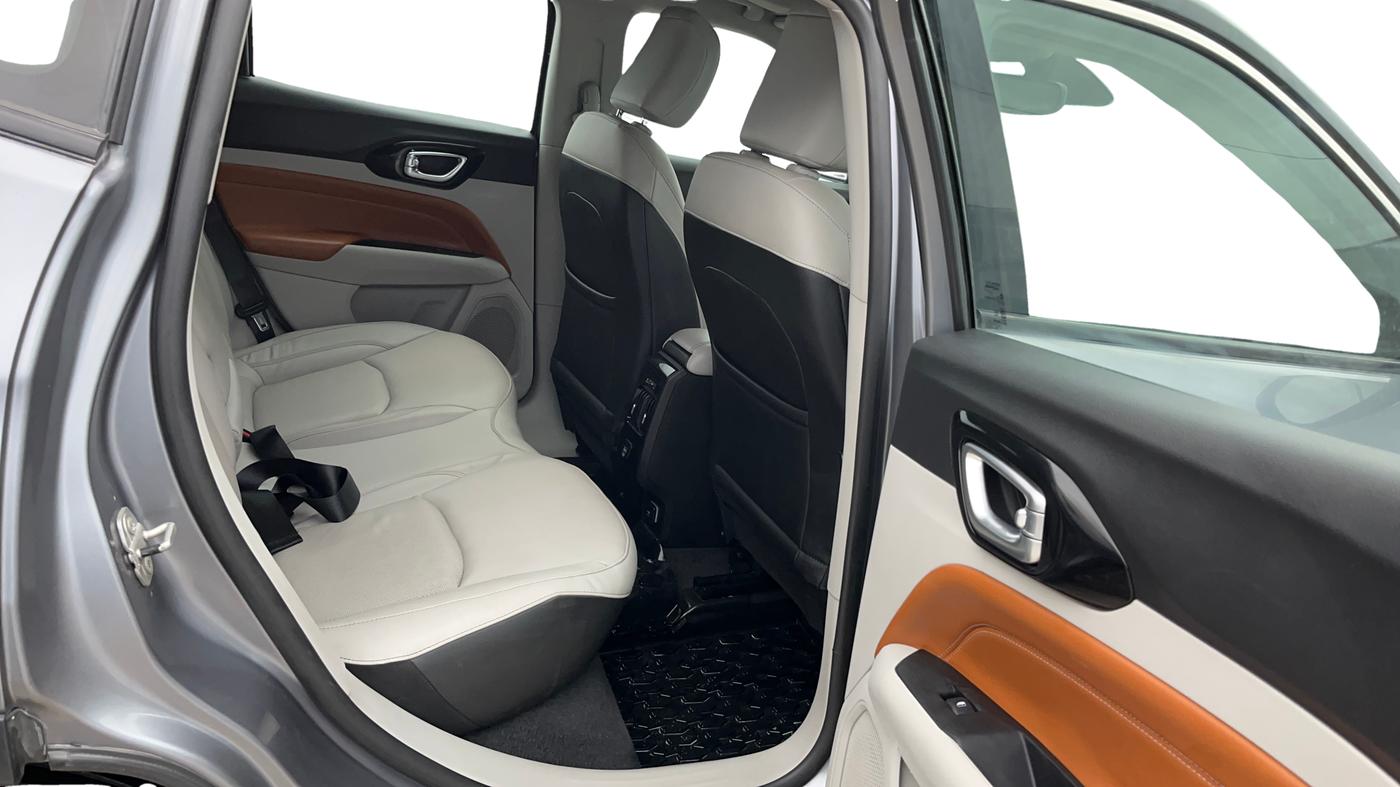 2021 Jeep Compass LIMITED (O) 2.0 DIESEL, Diesel, Manual, 81,156 km, Right Side Rear Door Cabin