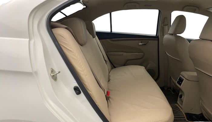 2024 Maruti Ciaz ZETA 1.5 SHVS MT PETROL, Petrol, Manual, 37,070 km, Right Side Rear Door Cabin