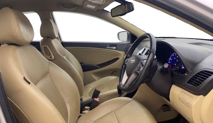 2016 Hyundai Verna FLUIDIC 1.6 CRDI SX AT 4S, Diesel, Automatic, 1,26,756 km, Right Side Front Door Cabin