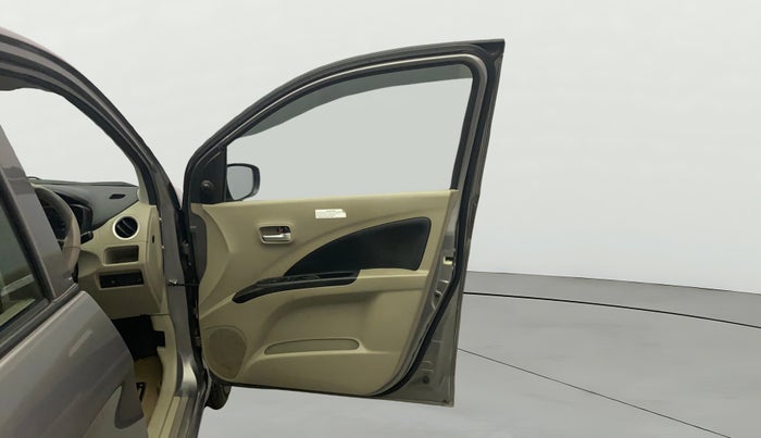 2016 Maruti Celerio VXI AMT, Petrol, Automatic, 61,043 km, RHS Front Door