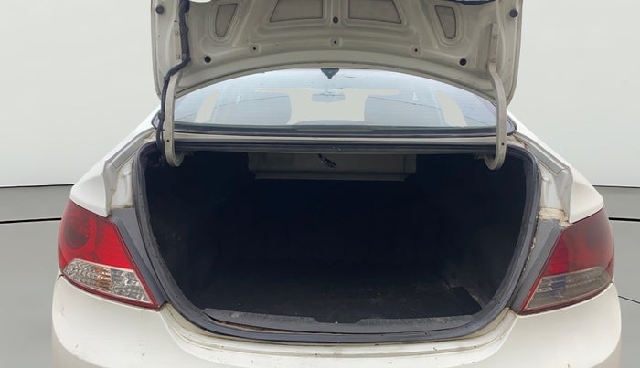 2012 Hyundai Verna FLUIDIC 1.6 CRDI SX, Diesel, Manual, 1,11,454 km, Boot Open Zoomed View