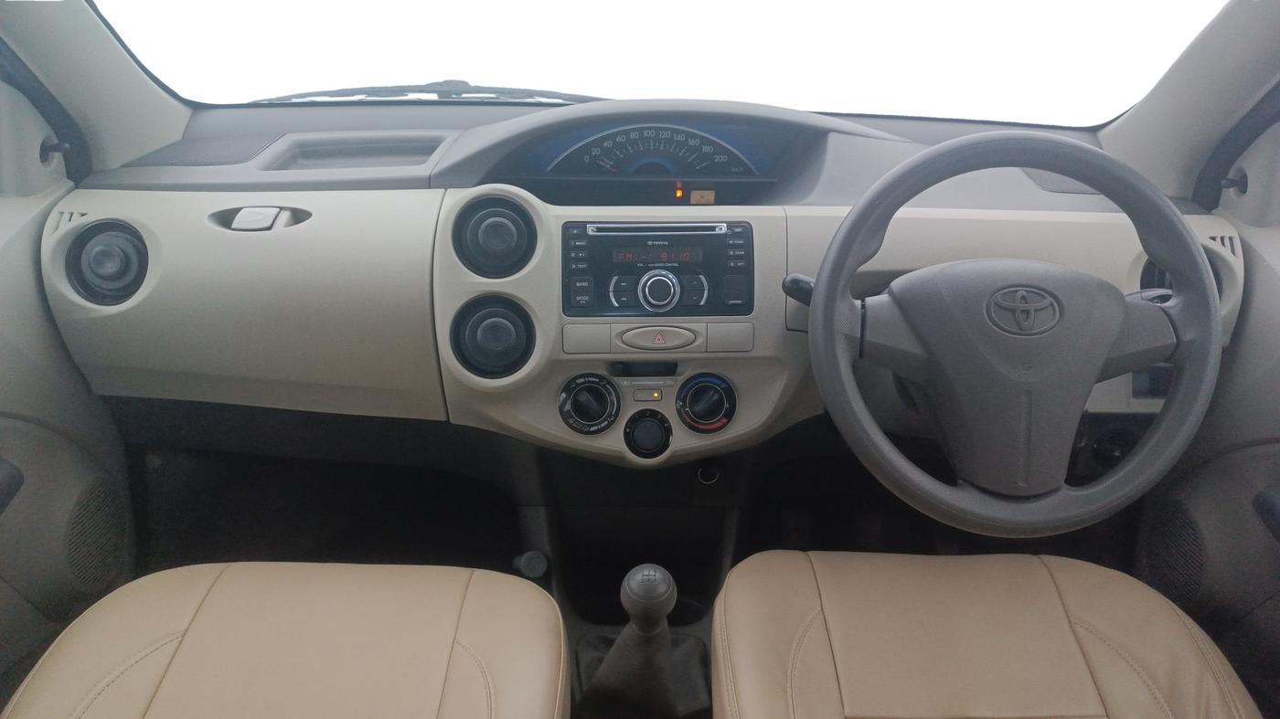 2014 Toyota Etios G, Petrol, Manual, 43,119 km, Dashboard