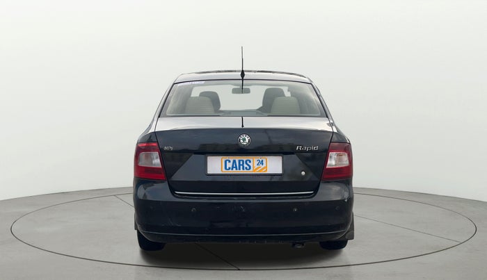 2013 Skoda Rapid ELEGANCE 1.6 MPI AT, CNG, Automatic, 82,117 km, Back/Rear