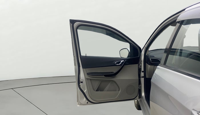 2017 Tata Tiago XZ PETROL, Petrol, Manual, 45,969 km, LHS Front Door