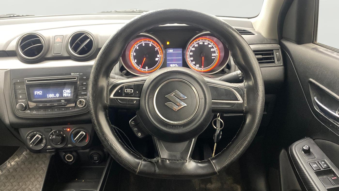 2018 Maruti Swift VXI, Petrol, Manual, 46,345 km, Steering Wheel Close Up