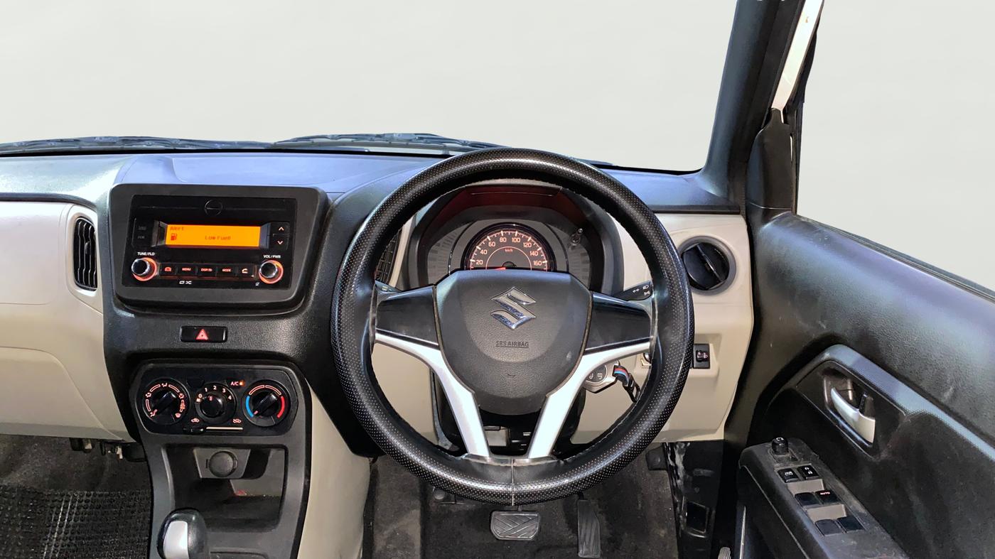 2019 Maruti New Wagon-R VXI 1.0 AMT, Petrol, Automatic, 1,13,112 km, Steering Wheel Close Up