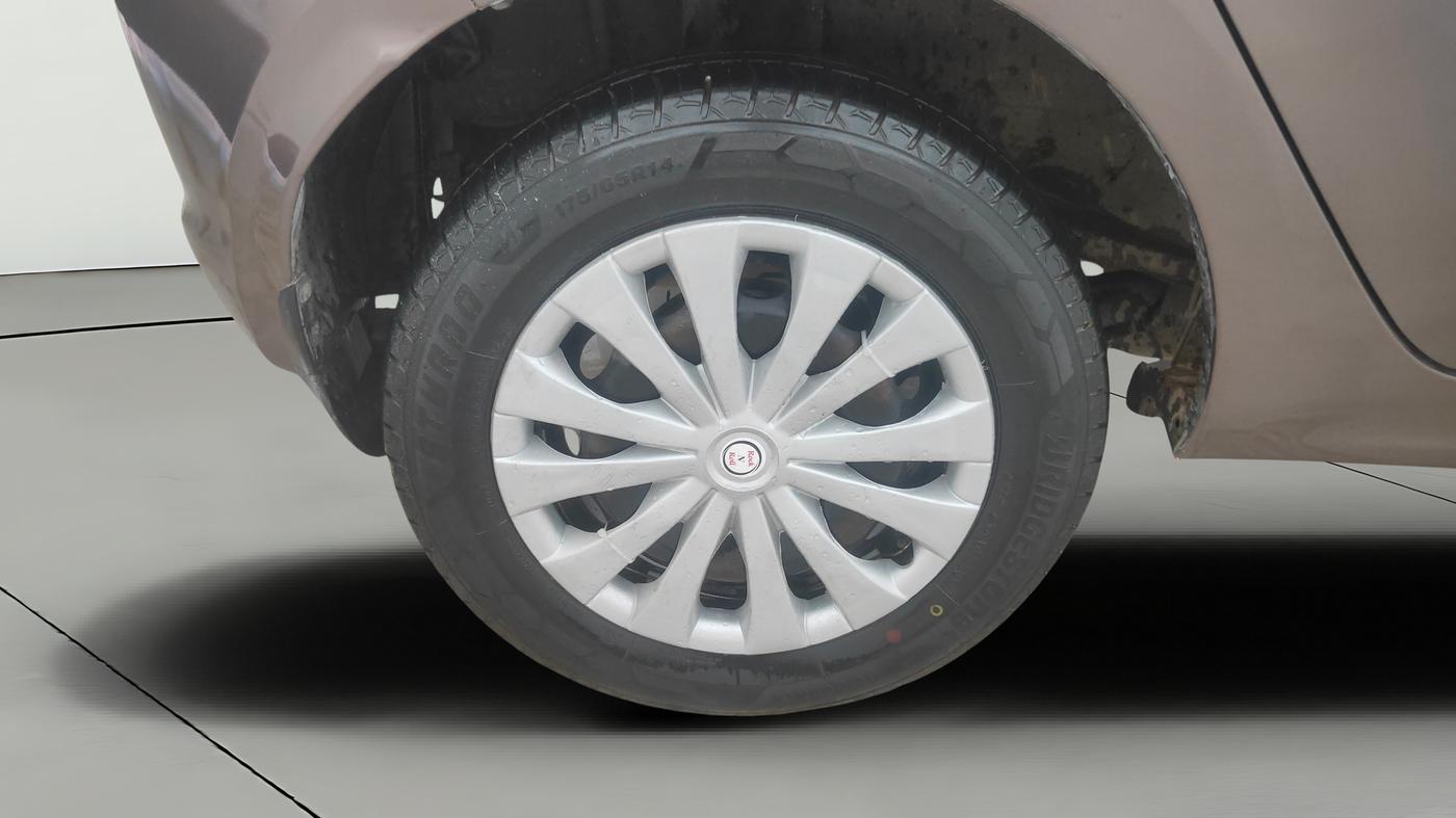 2018 Tata Tiago XZA PETROL, Petrol, Automatic, 65,590 km, Right Rear Wheel