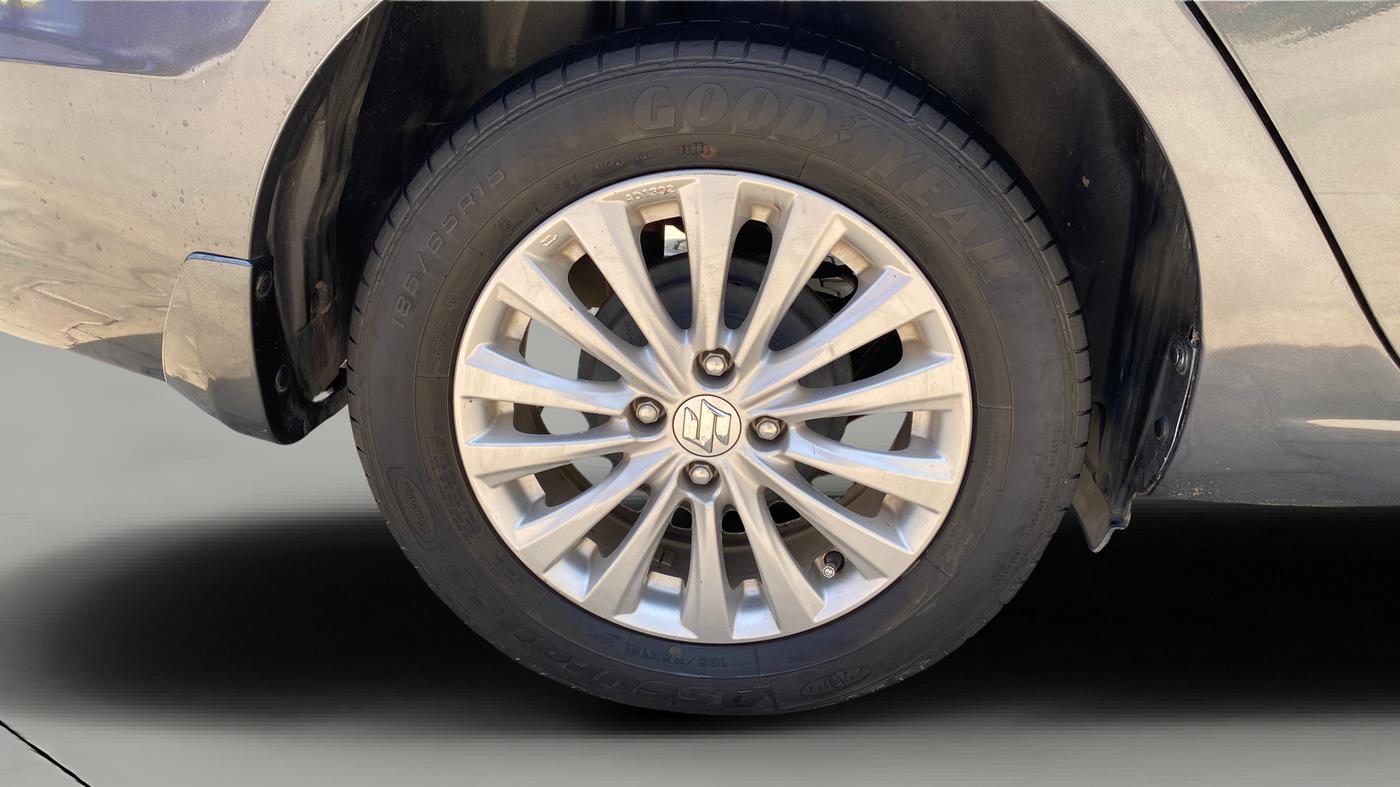 2023 Maruti Ciaz ZETA 1.5 SHVS MT PETROL, Petrol, Manual, 39,157 km, Right Rear Wheel
