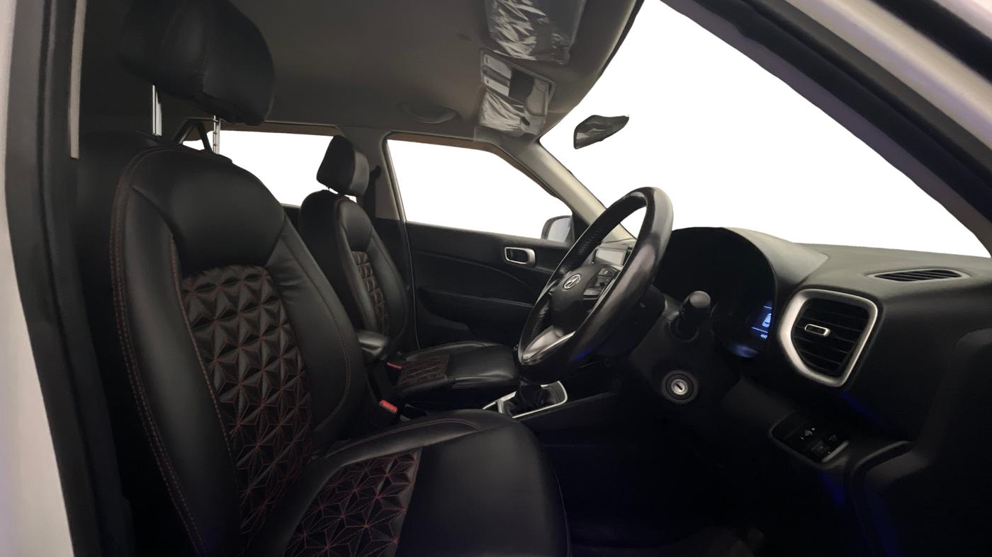 2021 Hyundai VENUE S 1.0 TURBO IMT, Petrol, Manual, 48,423 km, Right Side Front Door Cabin