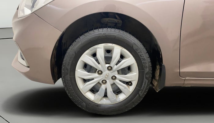 2017 Hyundai Verna 1.6 E PETROL, Petrol, Manual, 48,337 km, Left Front Wheel