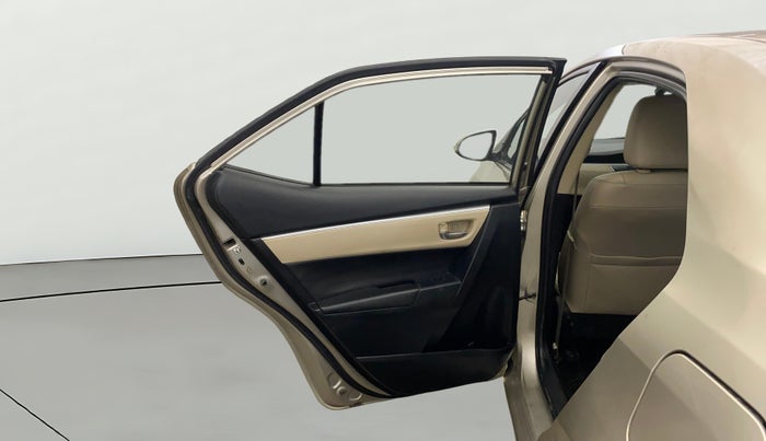 2016 Toyota Corolla Altis GL PETROL, Petrol, Manual, 69,500 km, LHS Rear Door