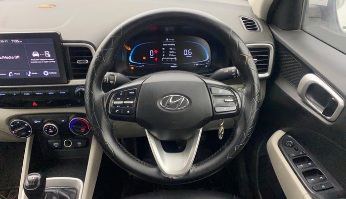 2022 Hyundai VENUE S(O) 1.2, Petrol, Manual, 49,959 km, Steering Wheel Close Up