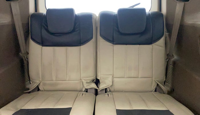 2013 Mahindra XUV500 W8, Diesel, Manual, 97,655 km, Third Seat Row ( optional )