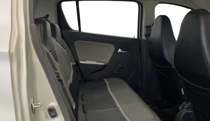 2017 Maruti Alto K10 VXI (O), Petrol, Manual, 40,287 km, Right Side Rear Door Cabin