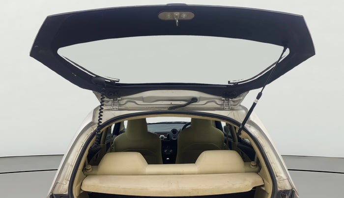 2014 Honda Brio VX MT, Petrol, Manual, 62,395 km, Boot Door Open