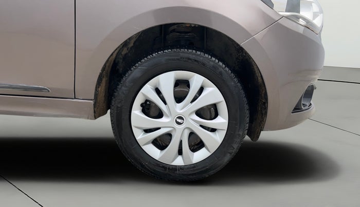 2018 Tata Tiago XTA PETROL, CNG, Automatic, 57,370 km, Right Front Wheel