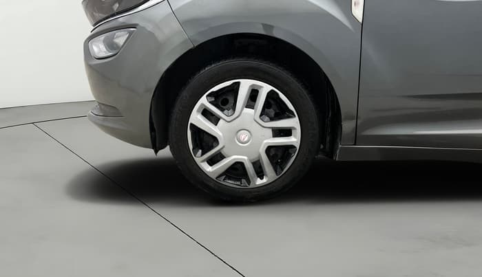 2022 Tata ALTROZ XT PETROL, Petrol, Manual, 72,429 km, Left Front Wheel