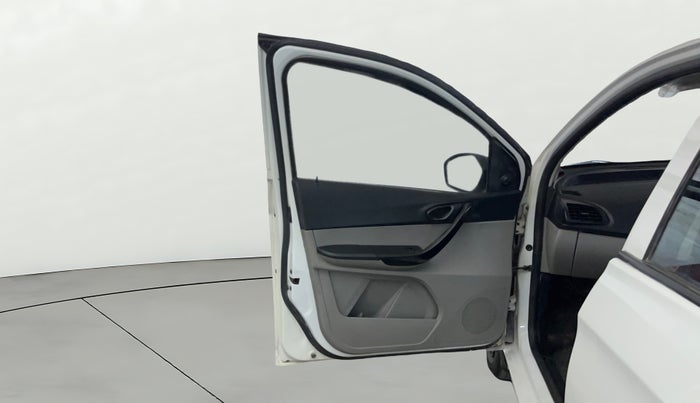 2018 Tata Tiago XM PETROL, Petrol, Manual, 58,580 km, LHS Front Door
