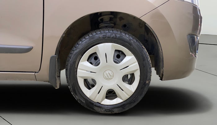 2013 Maruti Wagon R 1.0 VXI, Petrol, Manual, 79,156 km, Right Front Wheel