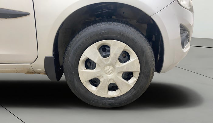 2013 Maruti Ritz VXI, Petrol, Manual, 59,321 km, Right Front Wheel