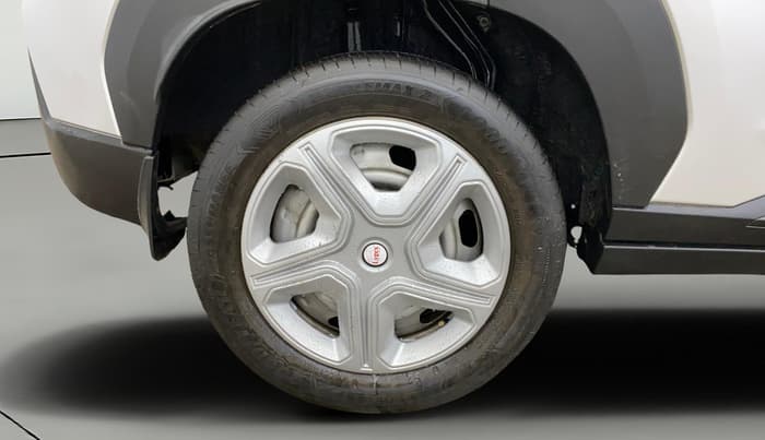 2022 Nissan MAGNITE XE, Petrol, Manual, 34,070 km, Right Rear Wheel