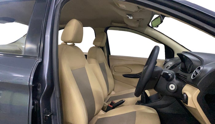 2017 Ford Figo Aspire TREND 1.2 PETROL, Petrol, Manual, 91,618 km, Right Side Front Door Cabin