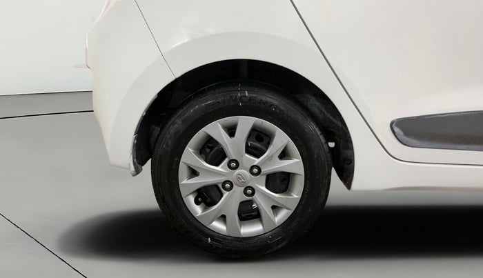 2015 Hyundai Grand i10 SPORTZ 1.2 KAPPA VTVT, Petrol, Manual, 23,597 km, Right Rear Wheel