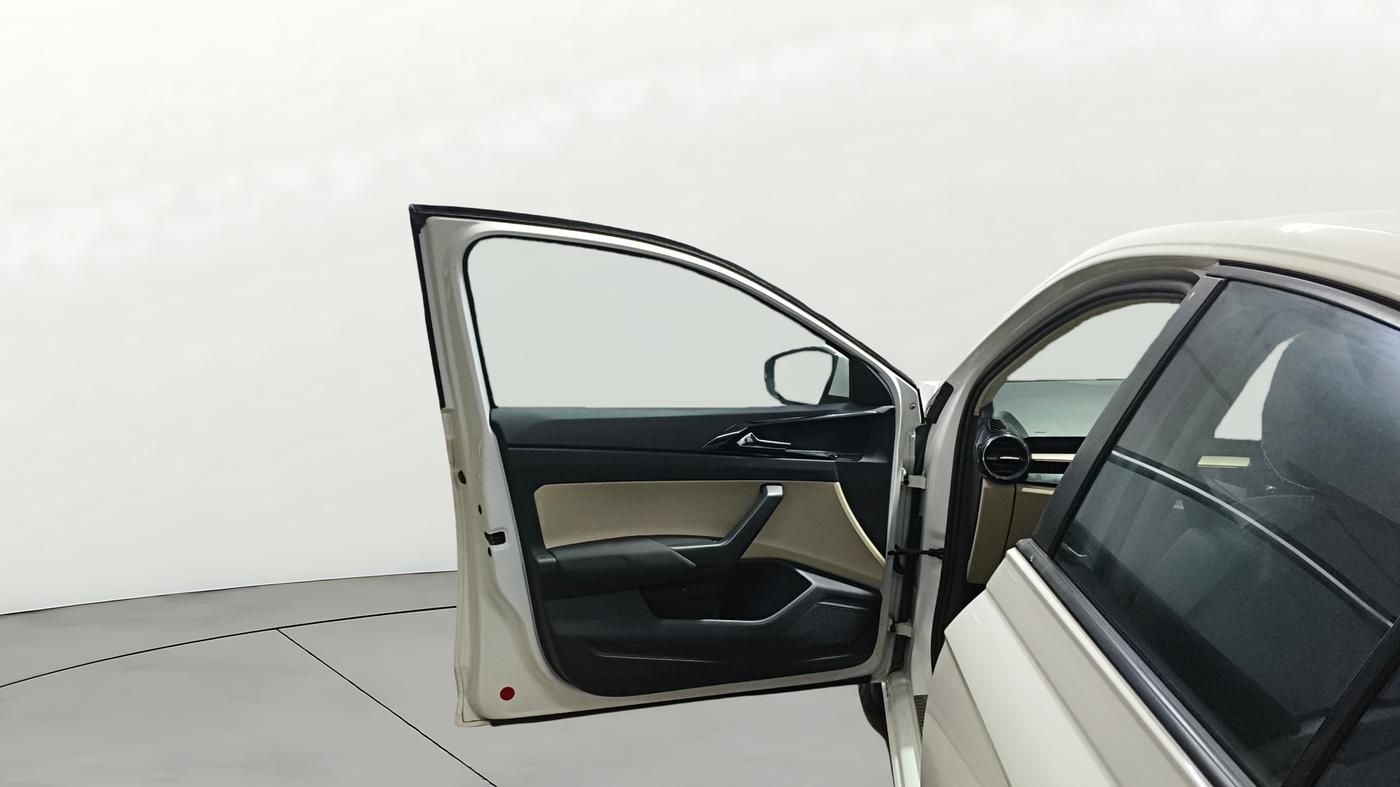 2022 Skoda SLAVIA AMBITION 1.0L TSI MT, Petrol, Manual, 75,019 km, LHS Front Door