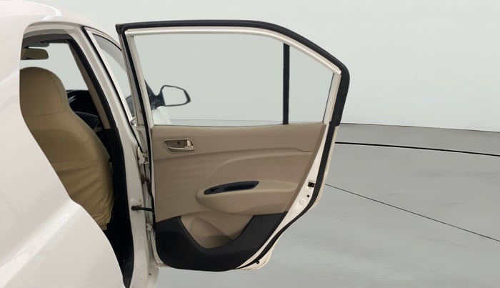 2019 Hyundai NEW SANTRO SPORTZ CNG, CNG, Manual, 22,989 km, RHS Rear Door