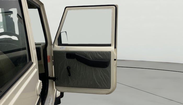 2021 Mahindra Bolero B4, Diesel, Manual, 67,014 km, RHS Front Door
