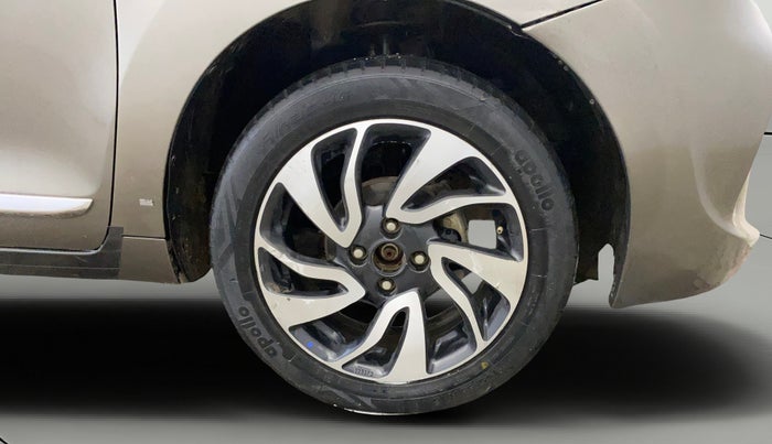 2021 Toyota Glanza V, Petrol, Manual, 39,544 km, Right Front Wheel