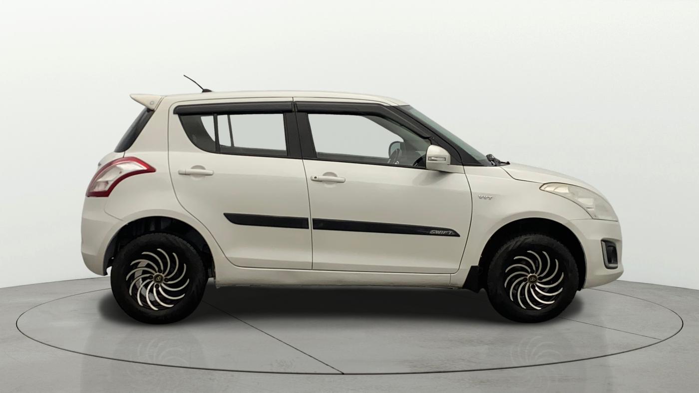 2016 Maruti Swift VXI, Petrol, Manual, 97,899 km, Right Side View