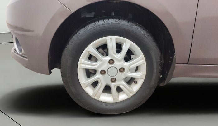 2016 Tata Tiago XZ PETROL, Petrol, Manual, 88,841 km, Left Front Wheel