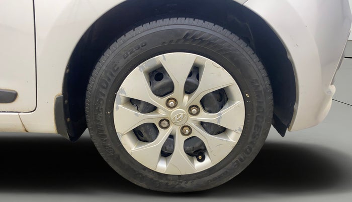 2015 Hyundai Xcent S 1.2, Petrol, Manual, 96,630 km, Right Front Wheel