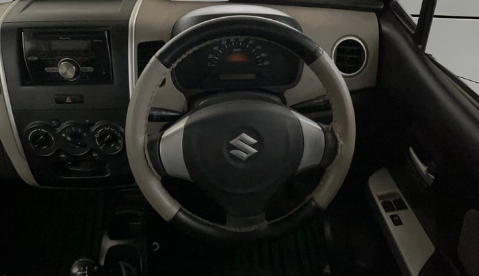 2014 Maruti Wagon R 1.0 LXI, Petrol, Manual, 51,753 km, Steering Wheel Close Up