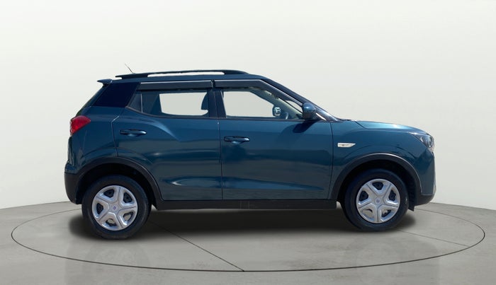 2021 Mahindra XUV300 W6 1.5 Diesel, Diesel, Manual, 68,068 km, Right Side View