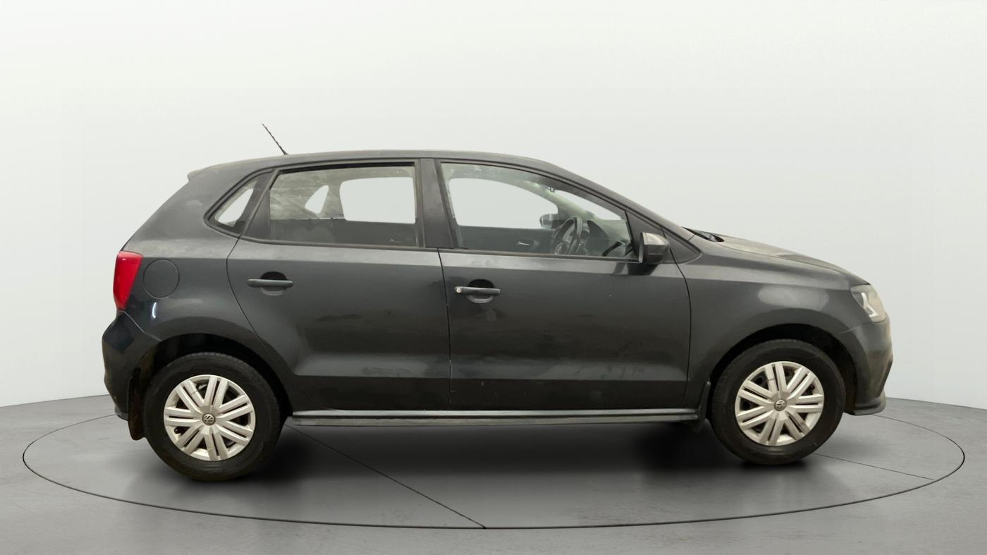 2021 Volkswagen Polo TRENDLINE 1.0L, Petrol, Manual, 1,35,024 km, Right Side View