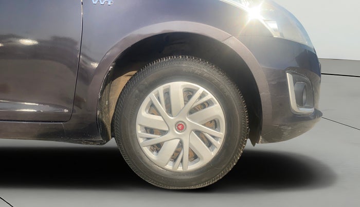 2017 Maruti Swift VXI, Petrol, Manual, 1,22,660 km, Right Front Wheel