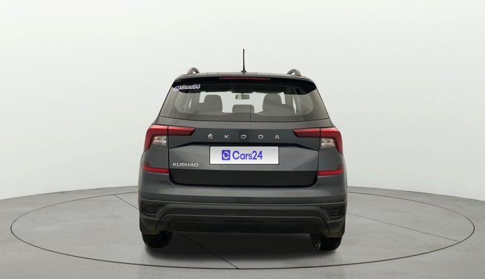 2025 Skoda KUSHAQ ACTIVE 1.0L TSI MT, Petrol, Manual, 33,755 km, Back/Rear