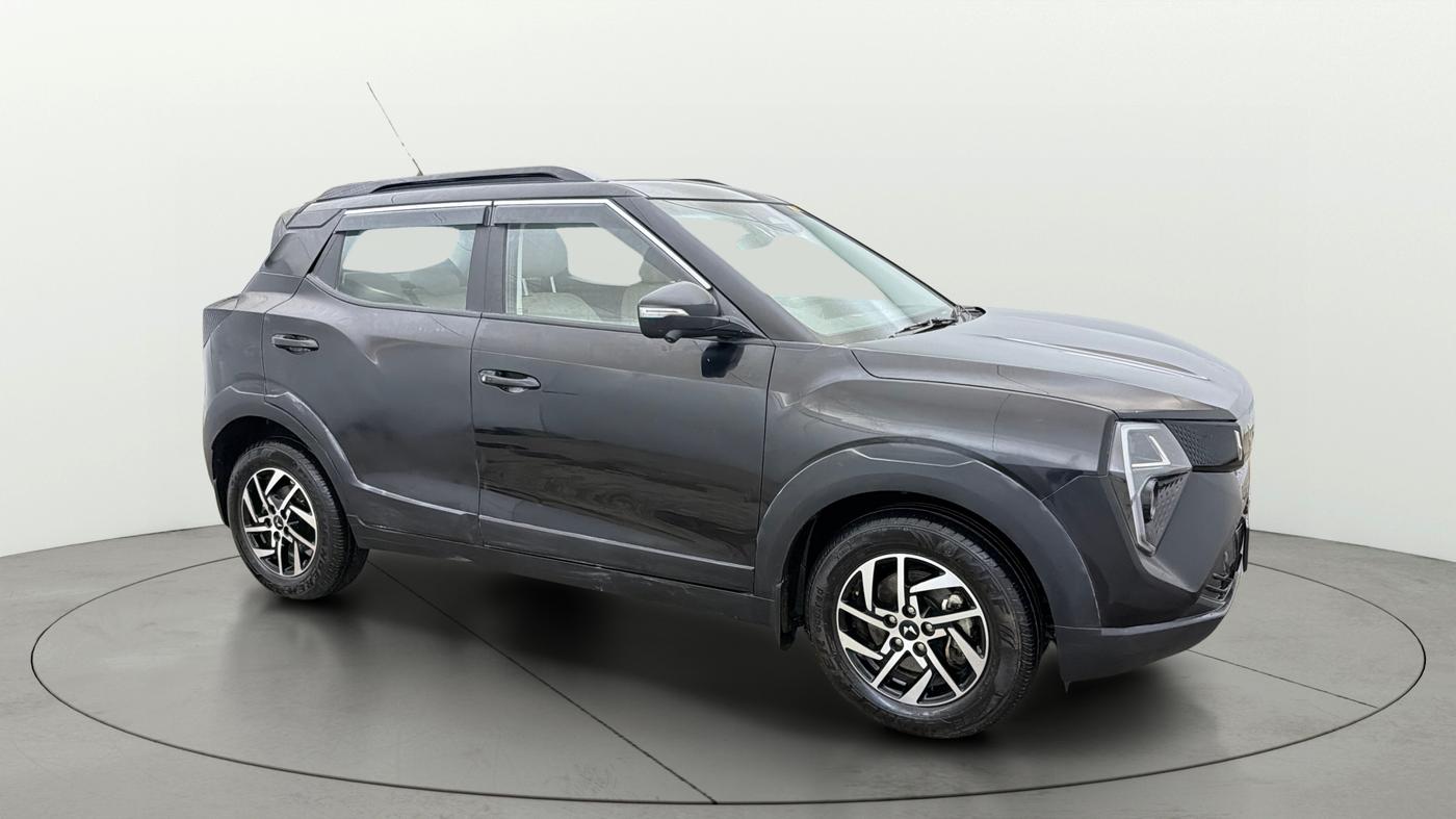 2024 Mahindra XUV 3XO AX5L 1.2 TGDi, Petrol, Manual, 21,211 km, SRP