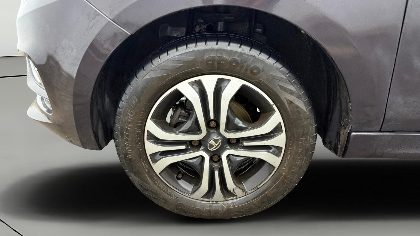 2022 Tata Tiago XZ PLUS CNG, CNG, Manual, 55,180 km, Left Front Wheel